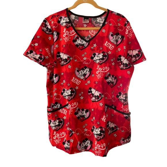 Mickey Minnie Love Hearts Red Scrubs Size Large Short Sleeves - Picture 1 of 3